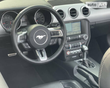 Серый Форд Мустанг, объемом двигателя 5 л и пробегом 67 тыс. км за 32000 $, фото 14 на Automoto.ua