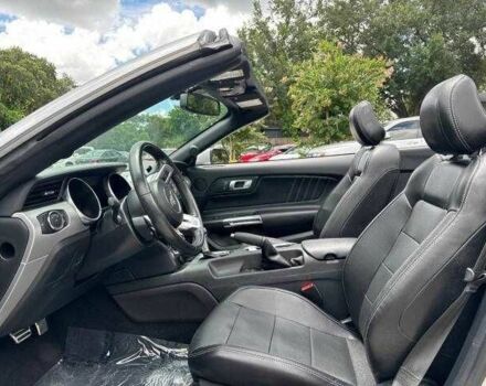 Серый Форд Мустанг, объемом двигателя 5 л и пробегом 34 тыс. км за 9800 $, фото 8 на Automoto.ua