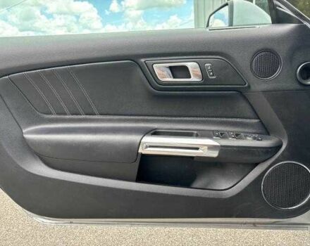 Серый Форд Мустанг, объемом двигателя 5 л и пробегом 34 тыс. км за 9800 $, фото 9 на Automoto.ua