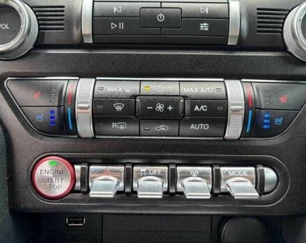 Серый Форд Мустанг, объемом двигателя 5 л и пробегом 34 тыс. км за 9800 $, фото 12 на Automoto.ua