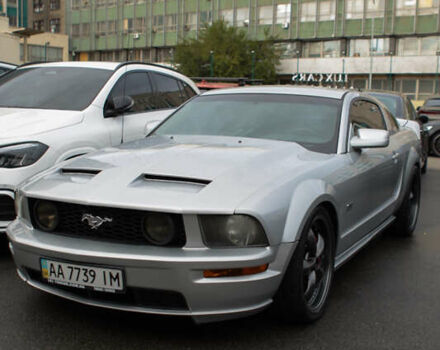 Сірий Форд Мустанг, об'ємом двигуна 4.61 л та пробігом 92 тис. км за 20000 $, фото 7 на Automoto.ua