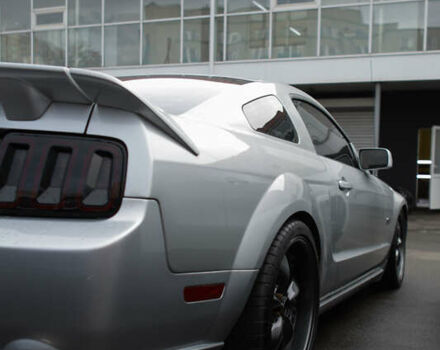 Серый Форд Мустанг, объемом двигателя 4.61 л и пробегом 92 тыс. км за 17500 $, фото 5 на Automoto.ua