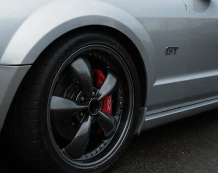 Серый Форд Мустанг, объемом двигателя 4.61 л и пробегом 92 тыс. км за 17500 $, фото 8 на Automoto.ua