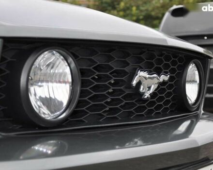 Сірий Форд Мустанг, об'ємом двигуна 4.6 л та пробігом 115 тис. км за 13000 $, фото 7 на Automoto.ua