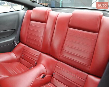 Серый Форд Мустанг, объемом двигателя 4.61 л и пробегом 115 тыс. км за 13000 $, фото 23 на Automoto.ua