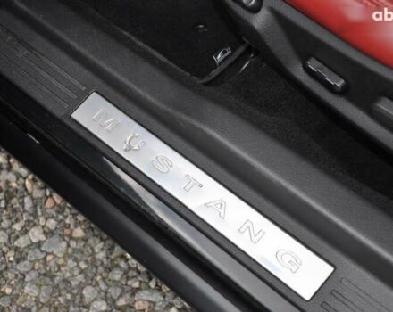 Сірий Форд Мустанг, об'ємом двигуна 4.6 л та пробігом 115 тис. км за 13000 $, фото 25 на Automoto.ua