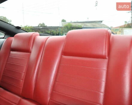 Серый Форд Мустанг, объемом двигателя 4.61 л и пробегом 115 тыс. км за 13000 $, фото 22 на Automoto.ua