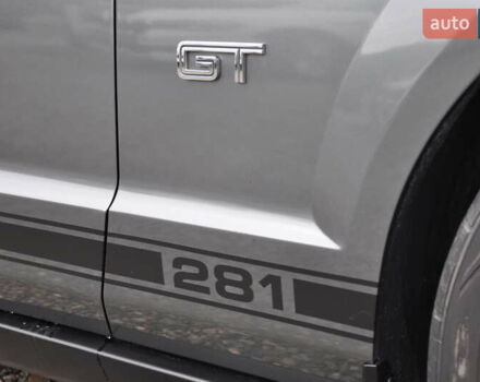 Серый Форд Мустанг, объемом двигателя 4.61 л и пробегом 115 тыс. км за 13000 $, фото 8 на Automoto.ua