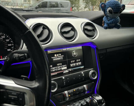 Сірий Форд Мустанг, об'ємом двигуна 2.26 л та пробігом 175 тис. км за 14500 $, фото 5 на Automoto.ua