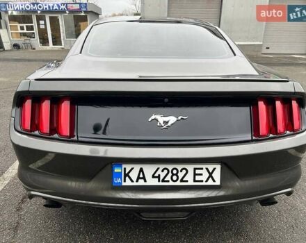 Сірий Форд Мустанг, об'ємом двигуна 2.26 л та пробігом 77 тис. км за 14000 $, фото 7 на Automoto.ua