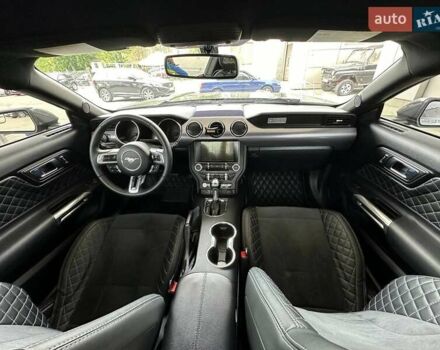 Серый Форд Мустанг, объемом двигателя 2.3 л и пробегом 143 тыс. км за 15400 $, фото 8 на Automoto.ua