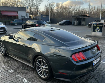 Серый Форд Мустанг, объемом двигателя 2.26 л и пробегом 151 тыс. км за 15000 $, фото 5 на Automoto.ua