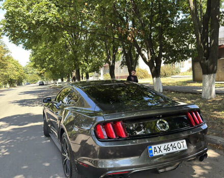 Серый Форд Мустанг, объемом двигателя 2.26 л и пробегом 166 тыс. км за 13500 $, фото 10 на Automoto.ua