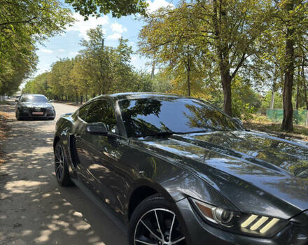 Серый Форд Мустанг, объемом двигателя 2.26 л и пробегом 166 тыс. км за 13500 $, фото 3 на Automoto.ua