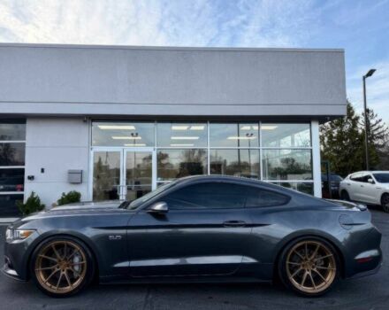 Серый Форд Мустанг, объемом двигателя 5 л и пробегом 76 тыс. км за 4500 $, фото 4 на Automoto.ua