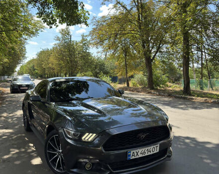 Серый Форд Мустанг, объемом двигателя 2.26 л и пробегом 166 тыс. км за 13500 $, фото 1 на Automoto.ua