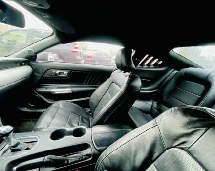 Серый Форд Мустанг, объемом двигателя 2.26 л и пробегом 145 тыс. км за 15200 $, фото 2 на Automoto.ua