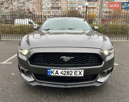 Сірий Форд Мустанг, об'ємом двигуна 2.26 л та пробігом 77 тис. км за 14000 $, фото 2 на Automoto.ua