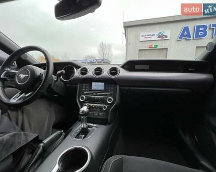 Сірий Форд Мустанг, об'ємом двигуна 2.26 л та пробігом 77 тис. км за 14000 $, фото 11 на Automoto.ua