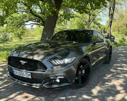 Сірий Форд Мустанг, об'ємом двигуна 2.3 л та пробігом 125 тис. км за 13300 $, фото 5 на Automoto.ua