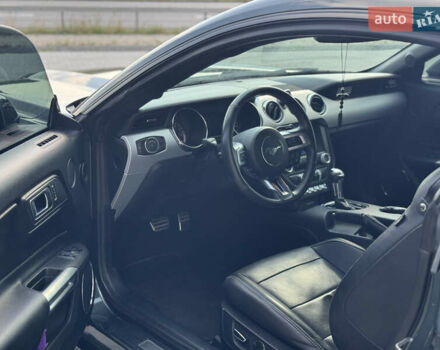 Серый Форд Мустанг, объемом двигателя 2.3 л и пробегом 94 тыс. км за 13900 $, фото 14 на Automoto.ua