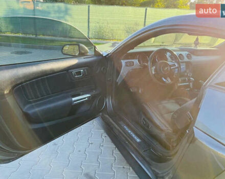 Сірий Форд Мустанг, об'ємом двигуна 2.26 л та пробігом 151 тис. км за 15200 $, фото 10 на Automoto.ua