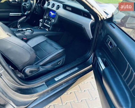 Сірий Форд Мустанг, об'ємом двигуна 2.26 л та пробігом 151 тис. км за 15200 $, фото 11 на Automoto.ua