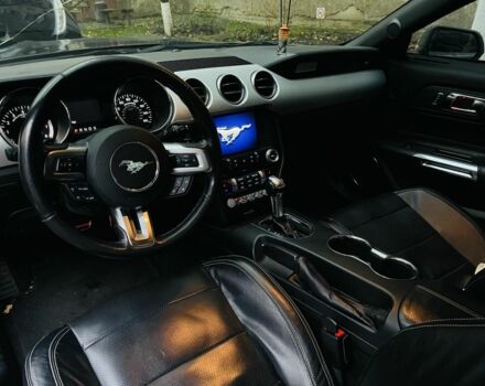 Серый Форд Мустанг, объемом двигателя 2.26 л и пробегом 145 тыс. км за 14800 $, фото 9 на Automoto.ua