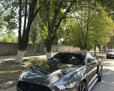 Серый Форд Мустанг, объемом двигателя 2.26 л и пробегом 166 тыс. км за 13500 $, фото 2 на Automoto.ua