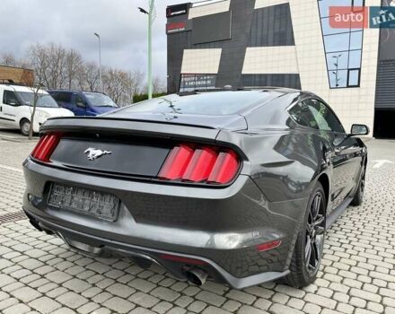 Серый Форд Мустанг, объемом двигателя 2.26 л и пробегом 98 тыс. км за 16700 $, фото 12 на Automoto.ua