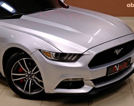 Серый Форд Мустанг, объемом двигателя 2.3 л и пробегом 91 тыс. км за 13900 $, фото 2 на Automoto.ua