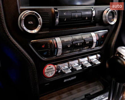 Серый Форд Мустанг, объемом двигателя 2.3 л и пробегом 91 тыс. км за 13900 $, фото 17 на Automoto.ua