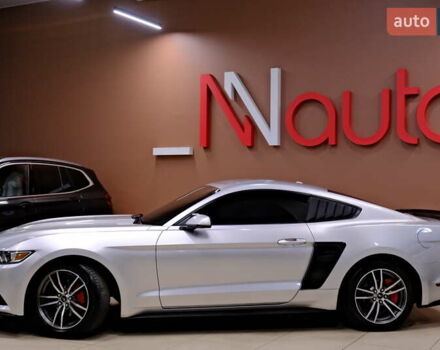 Серый Форд Мустанг, объемом двигателя 2.3 л и пробегом 91 тыс. км за 13900 $, фото 11 на Automoto.ua