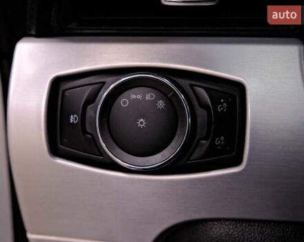 Серый Форд Мустанг, объемом двигателя 2.3 л и пробегом 91 тыс. км за 13900 $, фото 24 на Automoto.ua