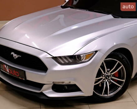 Серый Форд Мустанг, объемом двигателя 2.3 л и пробегом 91 тыс. км за 13900 $, фото 10 на Automoto.ua