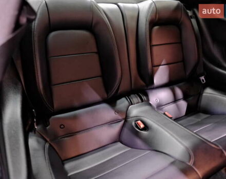 Серый Форд Мустанг, объемом двигателя 2.3 л и пробегом 91 тыс. км за 13900 $, фото 36 на Automoto.ua