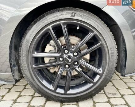 Серый Форд Мустанг, объемом двигателя 2.26 л и пробегом 98 тыс. км за 16700 $, фото 65 на Automoto.ua