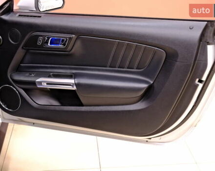 Серый Форд Мустанг, объемом двигателя 2.3 л и пробегом 91 тыс. км за 13900 $, фото 32 на Automoto.ua