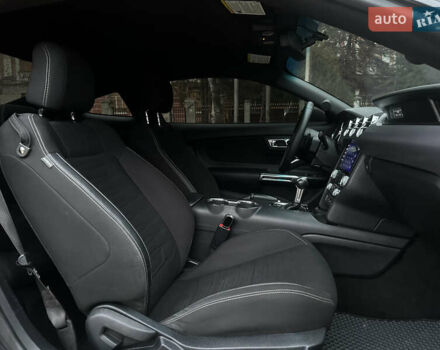 Серый Форд Мустанг, объемом двигателя 2.26 л и пробегом 99 тыс. км за 14999 $, фото 21 на Automoto.ua