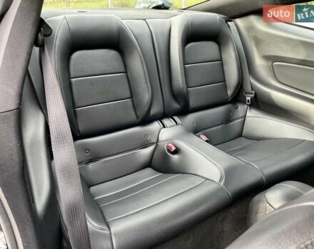 Серый Форд Мустанг, объемом двигателя 2.26 л и пробегом 98 тыс. км за 16700 $, фото 23 на Automoto.ua