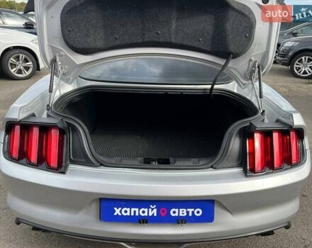 Серый Форд Мустанг, объемом двигателя 2.26 л и пробегом 172 тыс. км за 14700 $, фото 19 на Automoto.ua