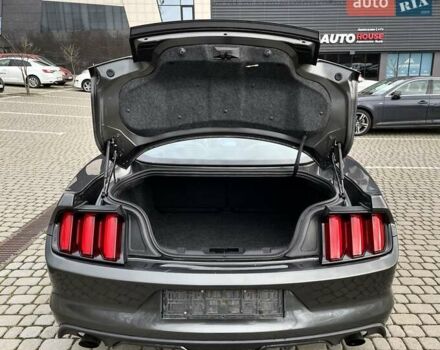 Серый Форд Мустанг, объемом двигателя 2.26 л и пробегом 98 тыс. км за 16700 $, фото 15 на Automoto.ua