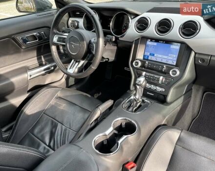 Серый Форд Мустанг, объемом двигателя 2.26 л и пробегом 98 тыс. км за 16700 $, фото 29 на Automoto.ua
