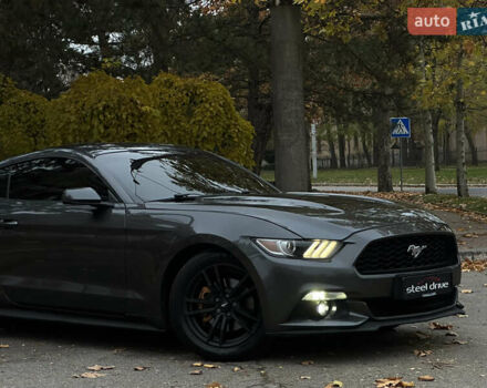 Серый Форд Мустанг, объемом двигателя 2.26 л и пробегом 99 тыс. км за 14999 $, фото 9 на Automoto.ua