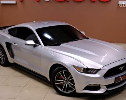 Серый Форд Мустанг, объемом двигателя 2.3 л и пробегом 91 тыс. км за 13900 $, фото 3 на Automoto.ua