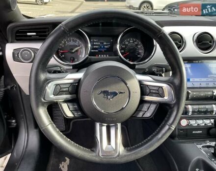 Серый Форд Мустанг, объемом двигателя 2.26 л и пробегом 98 тыс. км за 16700 $, фото 33 на Automoto.ua
