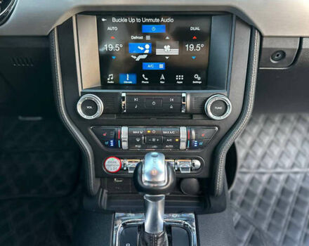 Серый Форд Мустанг, объемом двигателя 2.26 л и пробегом 161 тыс. км за 13599 $, фото 21 на Automoto.ua