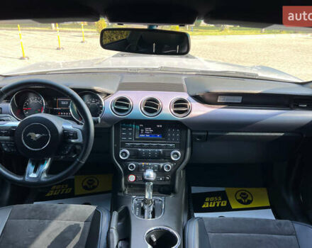 Серый Форд Мустанг, объемом двигателя 2.3 л и пробегом 91 тыс. км за 16999 $, фото 17 на Automoto.ua