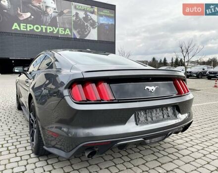 Серый Форд Мустанг, объемом двигателя 2.26 л и пробегом 98 тыс. км за 16700 $, фото 11 на Automoto.ua