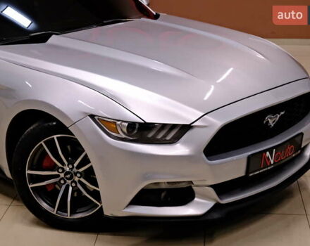 Серый Форд Мустанг, объемом двигателя 2.3 л и пробегом 91 тыс. км за 13900 $, фото 6 на Automoto.ua